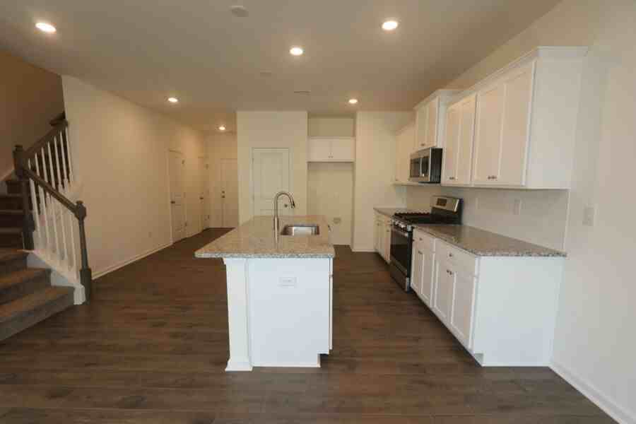 2748 Trinity St #1 - Photo 5 of 15