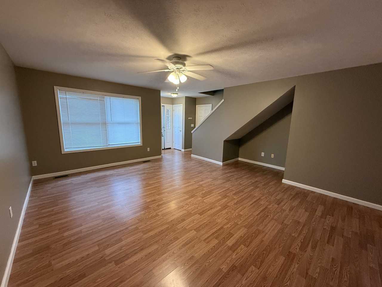 304 Brookside Pl - Photo 6 of 46