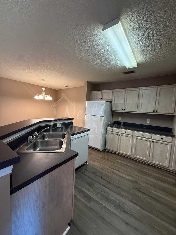 113 W Horn Ct #1 - Photo 2 of 12