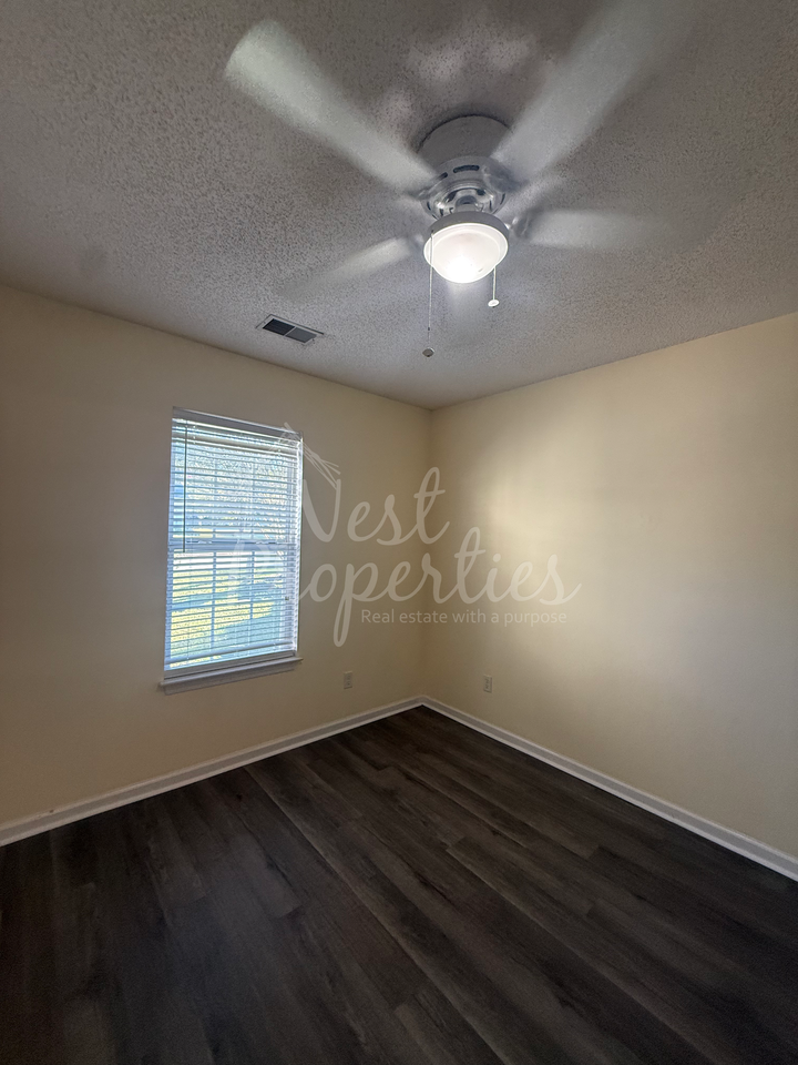 113 W Horn Ct #1 - Photo 3 of 12