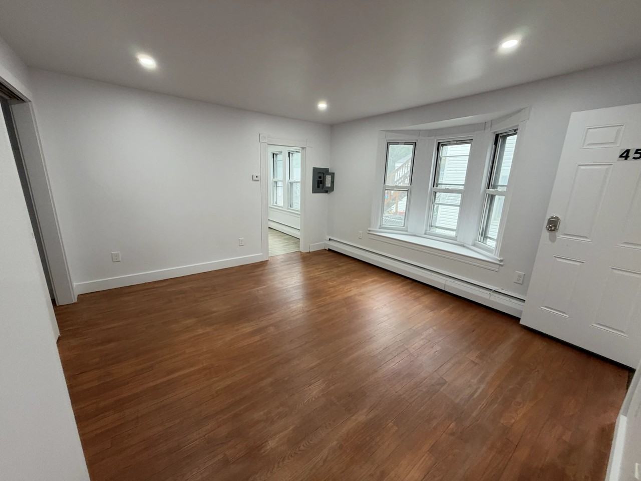 45 Railroad Avenue1 Floor #1FL - Photo 6 of 16