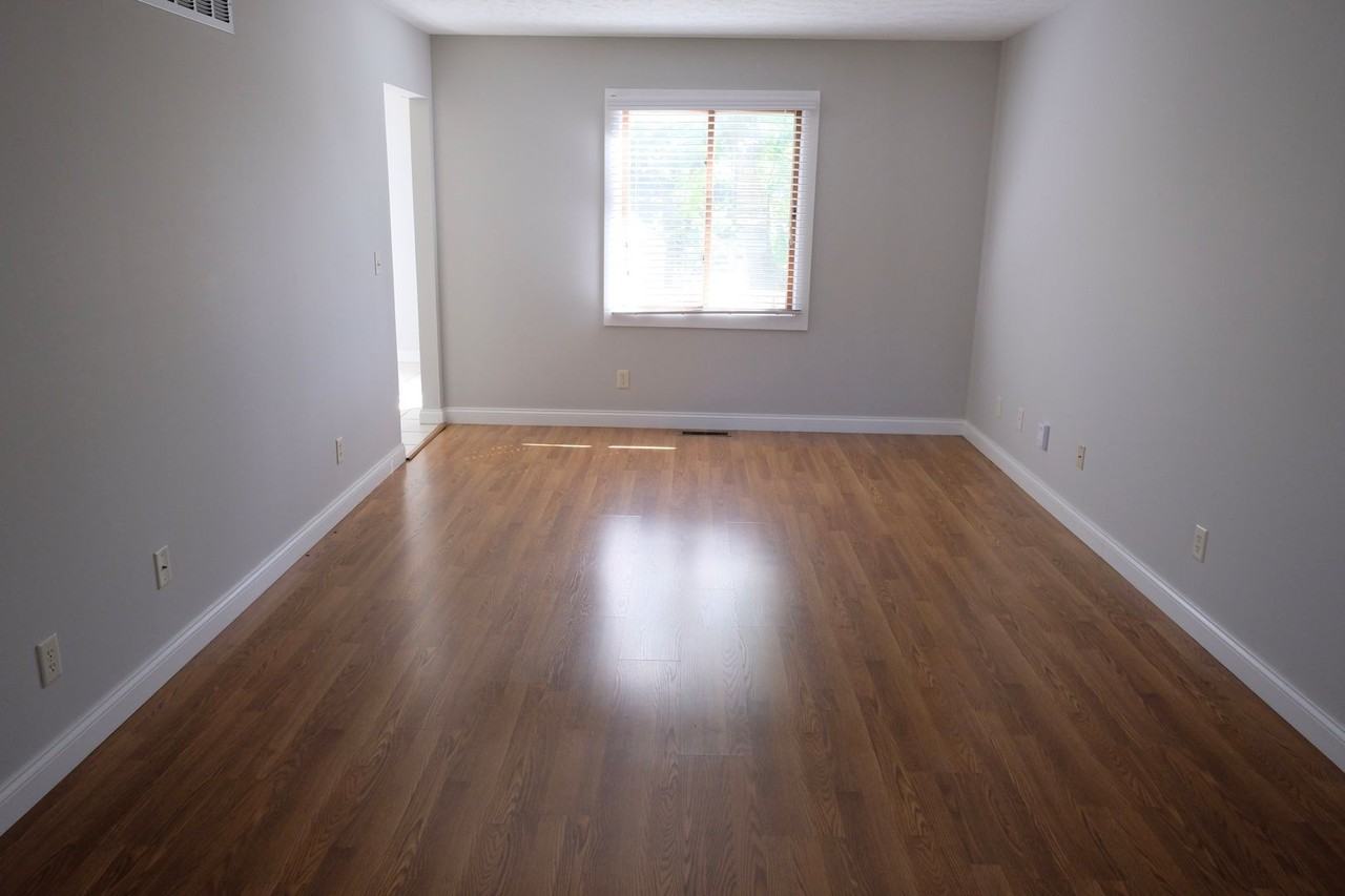 1307 Kingsridge Ct - Photo 7 of 17