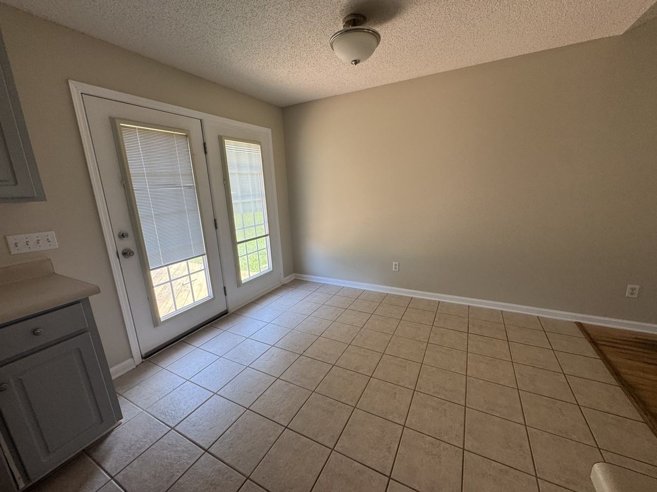 214 Eagle Bend Rd #1 - Photo 5 of 9
