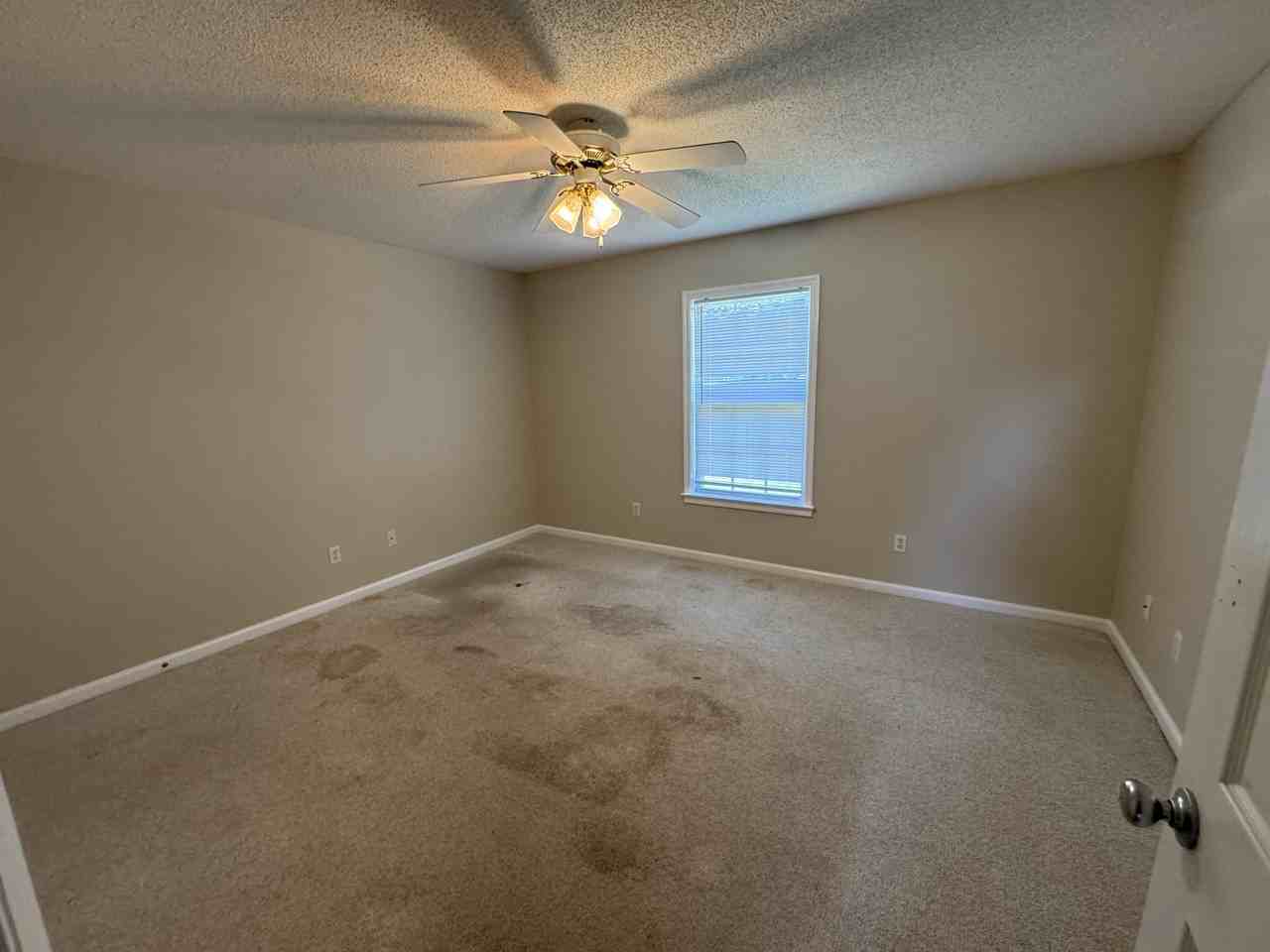 214 Eagle Bend Rd #1 - Photo 6 of 9
