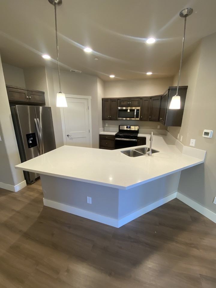 1208 Montevideo Cir #1 - Photo 4 of 19