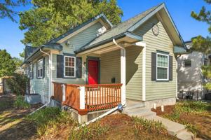 featured image of 1701 Grove St