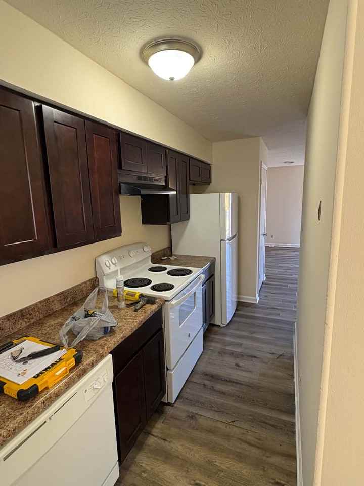 1712 Highland Way #D - Photo 5 of 29