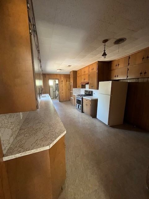 1364 Clinton Pl #1 - Photo 3 of 21