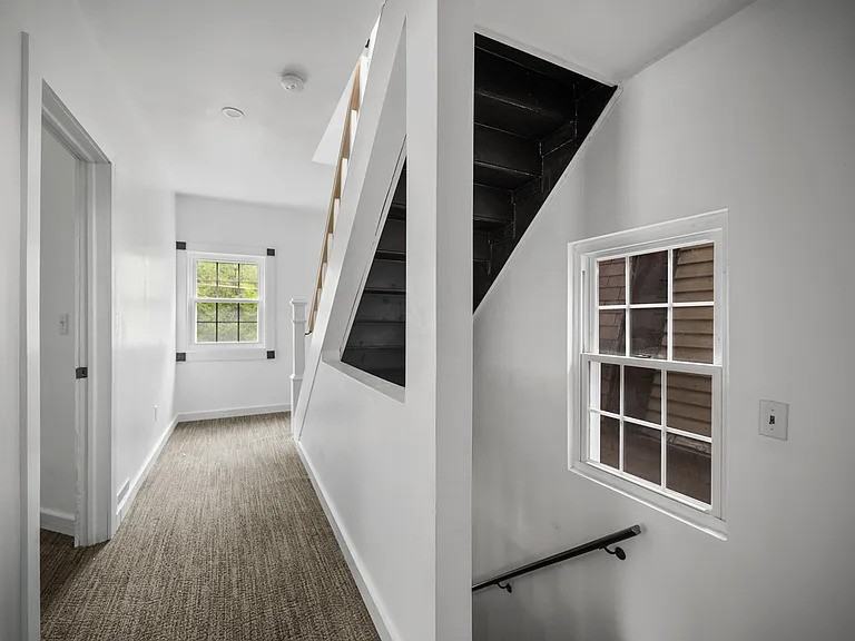 Pensdale St #132 - Photo 5 of 8