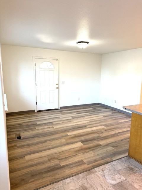 3151 Forest Hills Dr #6 - Photo 7 of 14