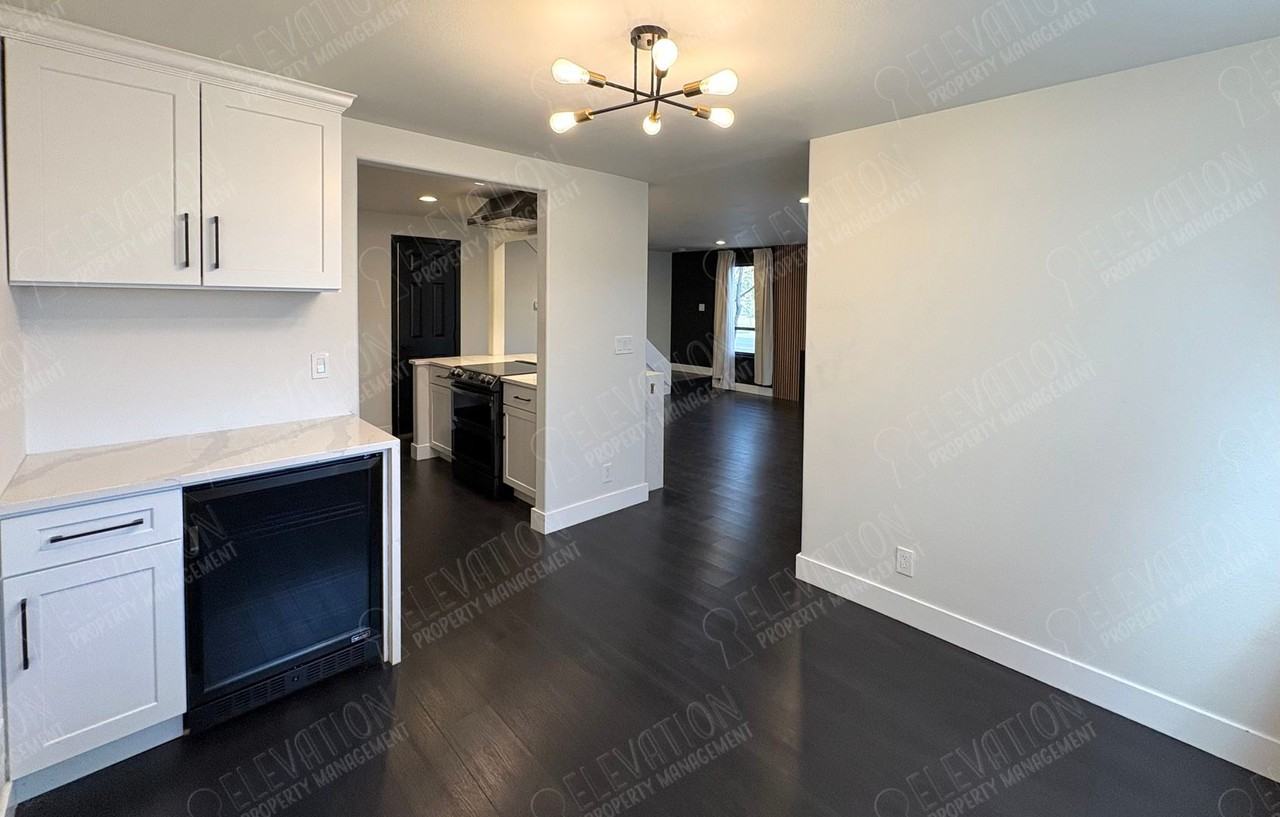 111 Nw Hawthorne Ave #2 - Photo 7 of 19