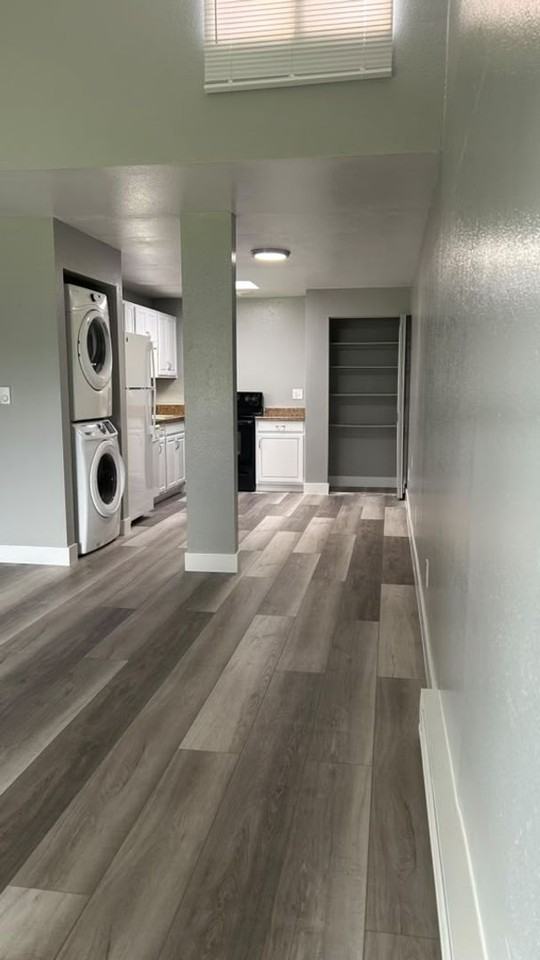 Central Park Apartments - Photo 4 of 50