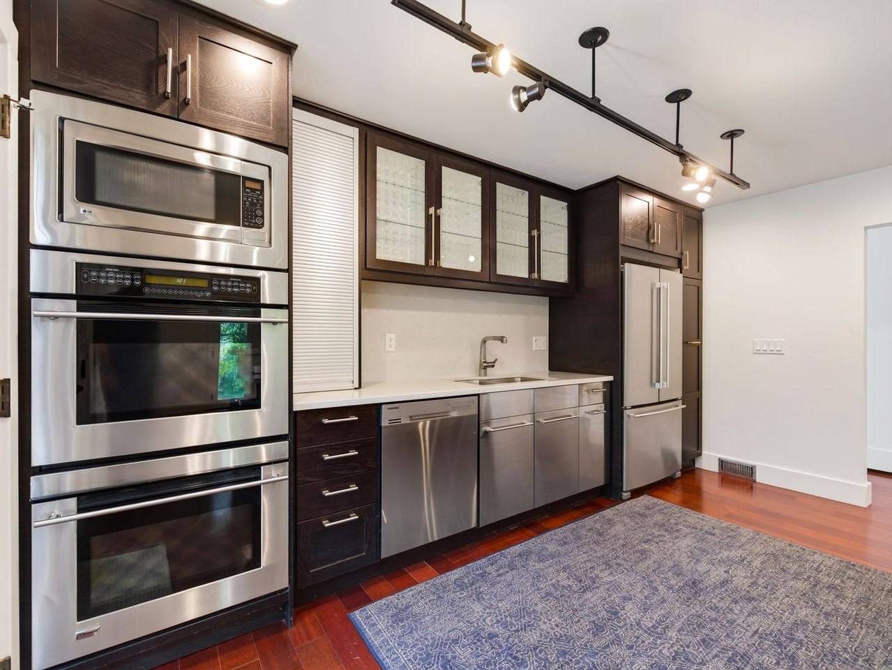 11107 N Gambol Oak Cir - Photo 2 of 50