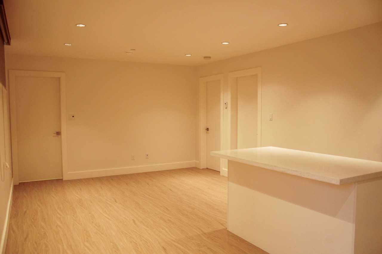 E 45th Ave - Photo 6 of 6
