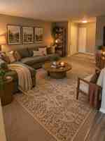featured image of 905 S 44th Ave