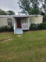 featured image of 3914 Lake Erie Dr