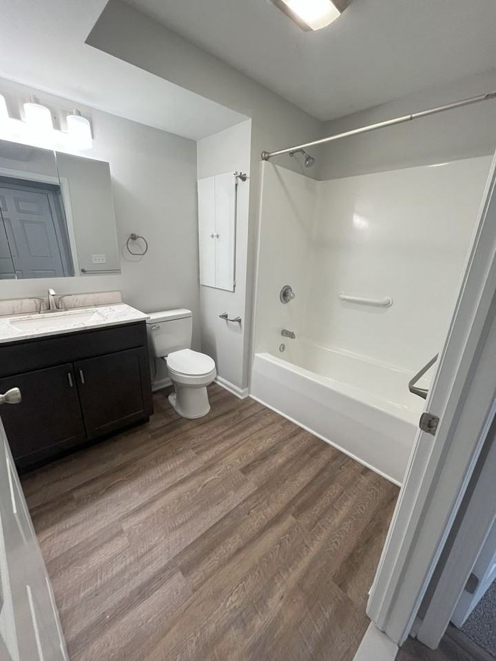 Adams Station Apartments - Photo 4 of 27