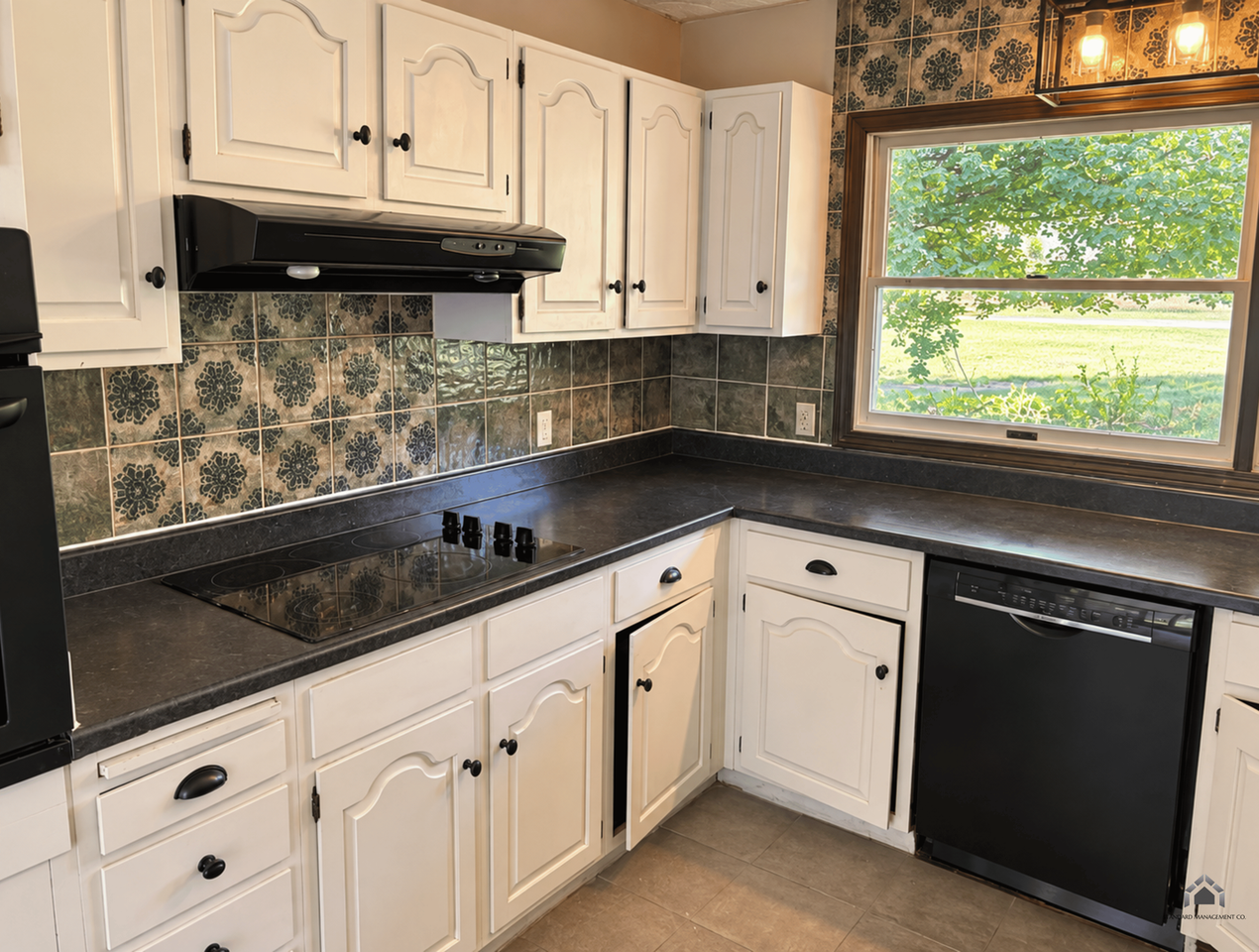 19 19 Maple Way - Photo 3 of 27