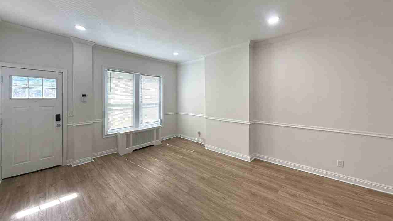 2915 Wilder St - Photo 2 of 17