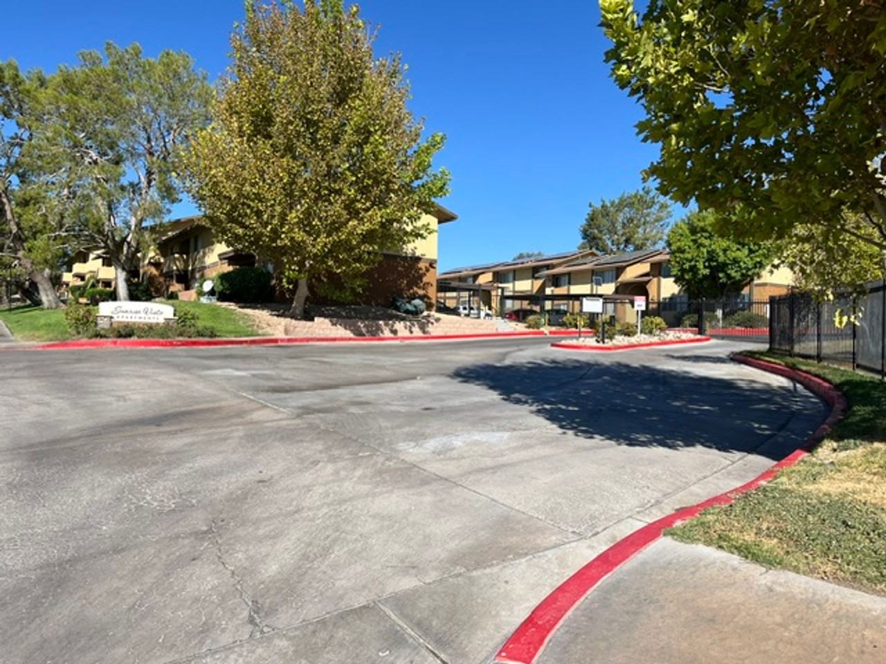 Sunrise Vista Apartments - Photo 3 of 25