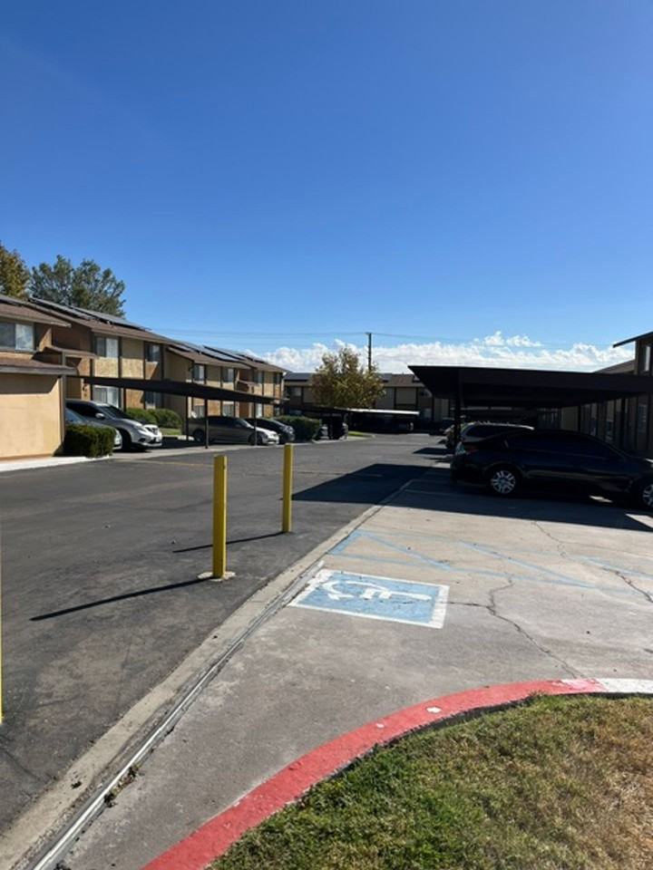 Sunrise Vista Apartments - Photo 4 of 25