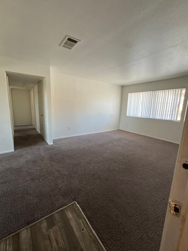 Sunrise Vista Apartments - Photo 6 of 25