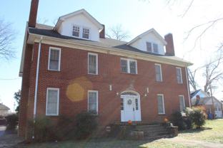 106 N Houston St - Photo 1 of 1