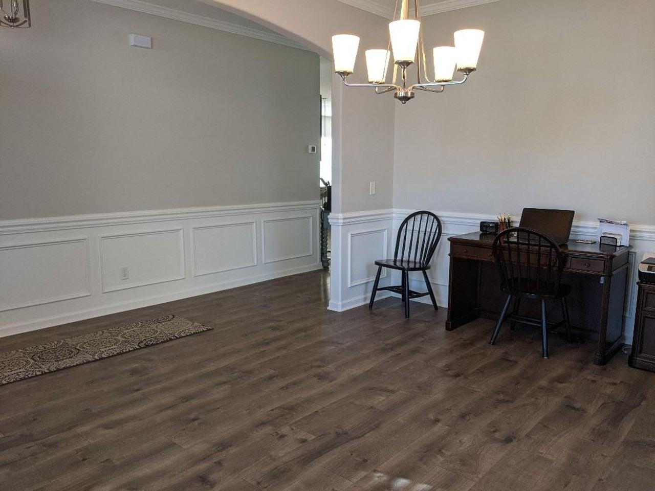185 Whitaker Way N - Photo 3 of 33