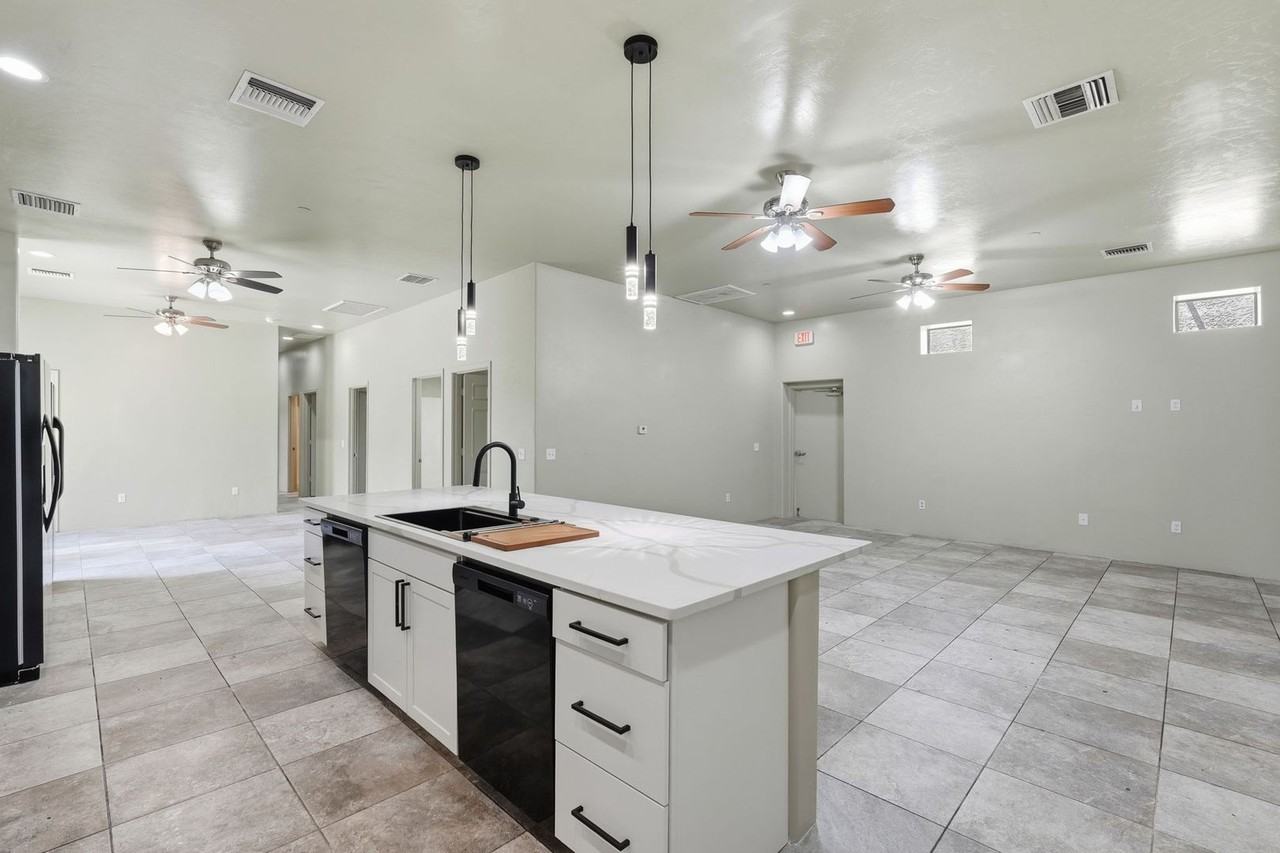 1724 1724 & 1730 N. 1st Ave. - Photo 6 of 50