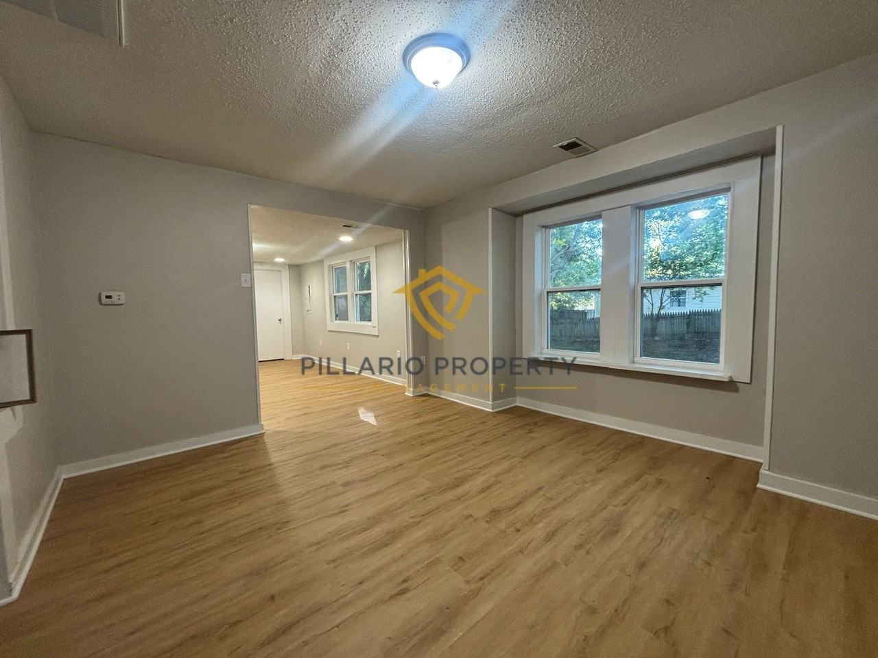 2435 S Roena St - Photo 7 of 13