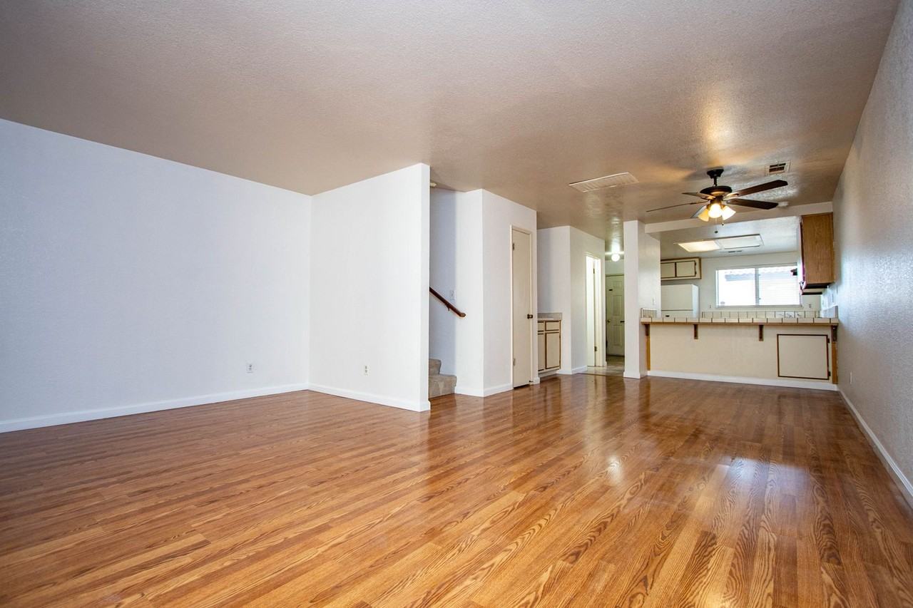 3074 Andre Ln - Photo 3 of 14