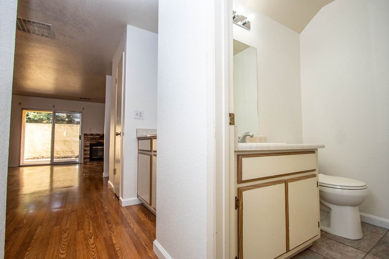 3074 Andre Ln - Photo 6 of 14