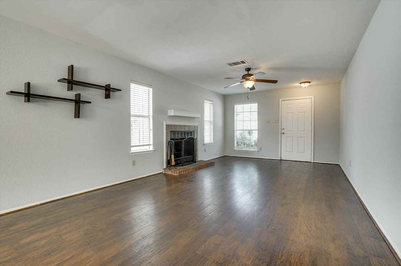 12716 Margit Dr - Photo 4 of 21