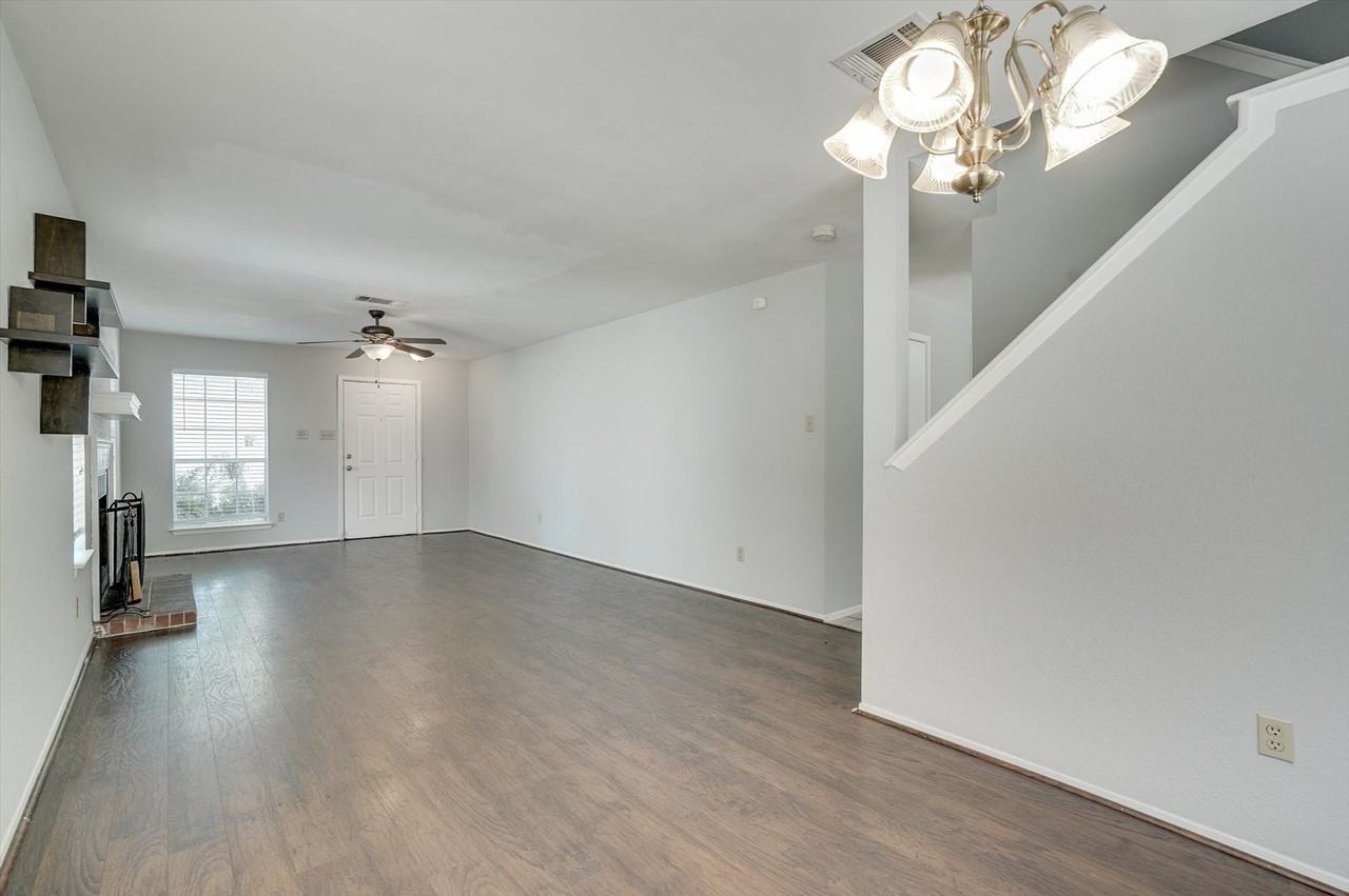 12716 Margit Dr - Photo 5 of 21