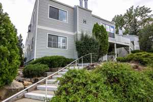 featured image of 333 W Leroux St #H6