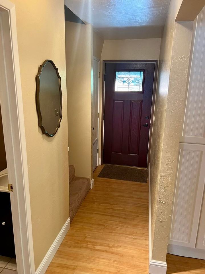 16938 Mckenzie Dr - Photo 5 of 14