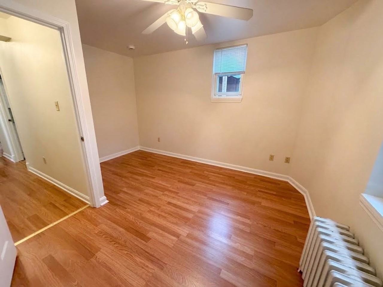 325 N Neville St - Photo 5 of 15