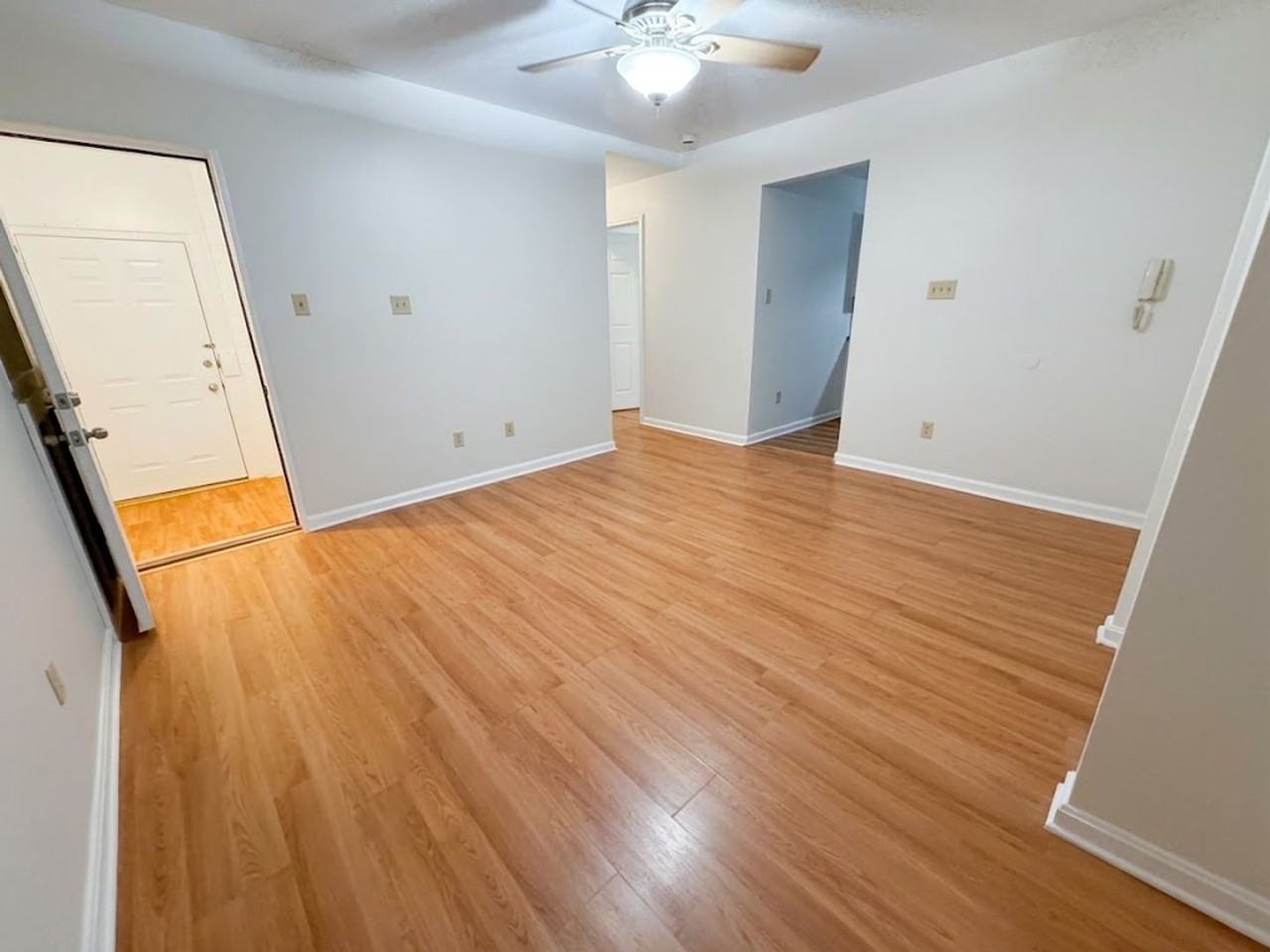 325 N Neville St - Photo 7 of 15