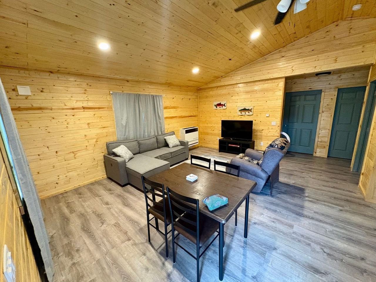 36081 Bradford Rd - Photo 3 of 7