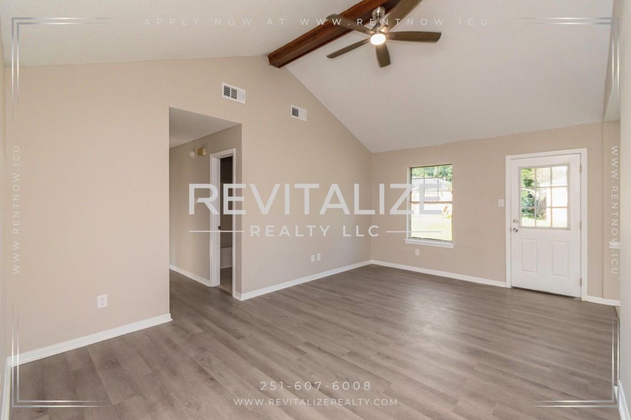 1066 Bernice Hudson Dr - Photo 6 of 29