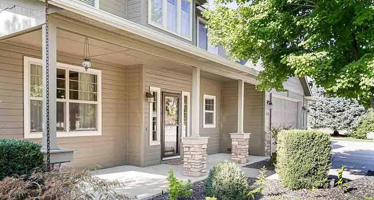 2373 W Trestle Dr - Photo 3 of 21