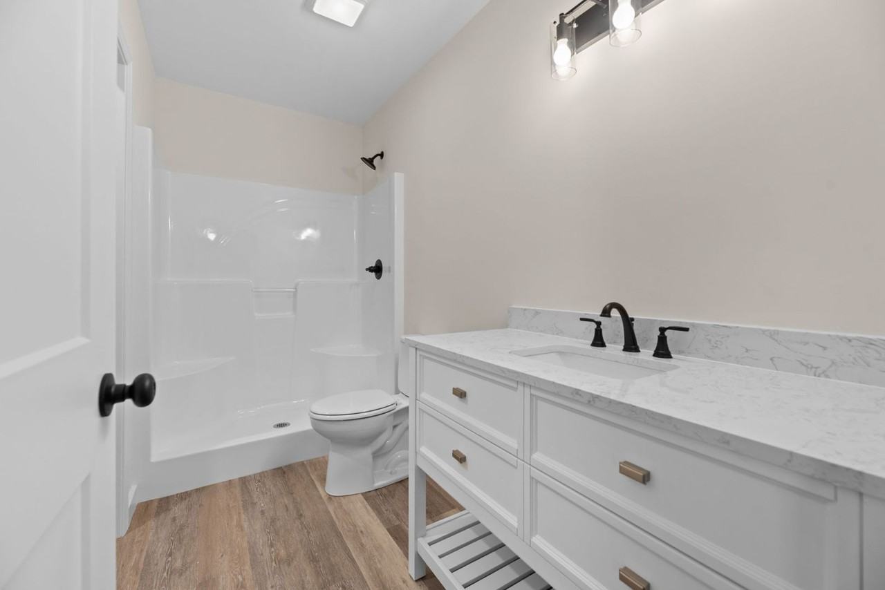 103 Oglewood Ave - Photo 6 of 8