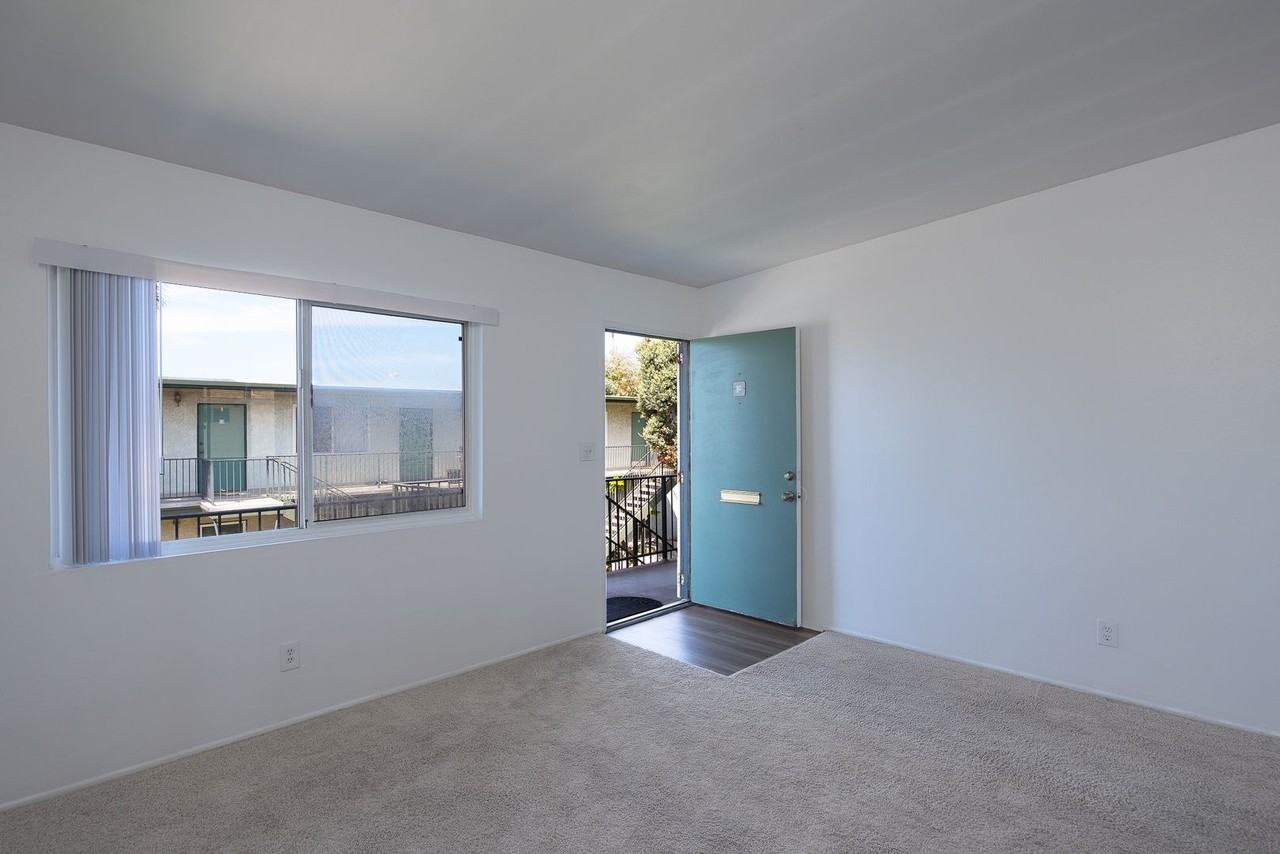 4910 Nautilus St #F - Photo 2 of 21