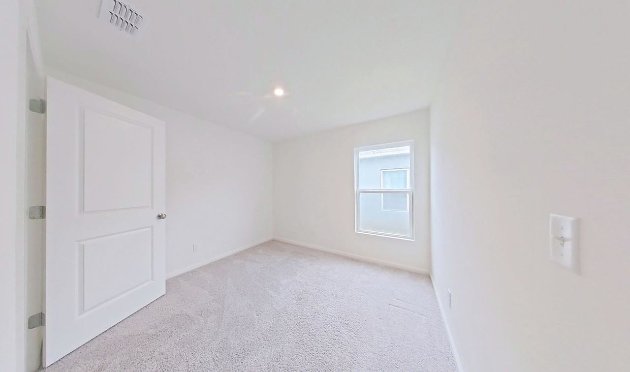 1234 Chester Ave #1 - Photo 5 of 12