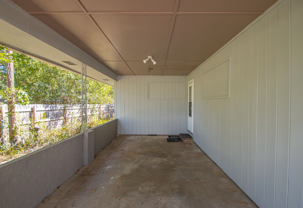507 Uams Blvd - Photo 6 of 43