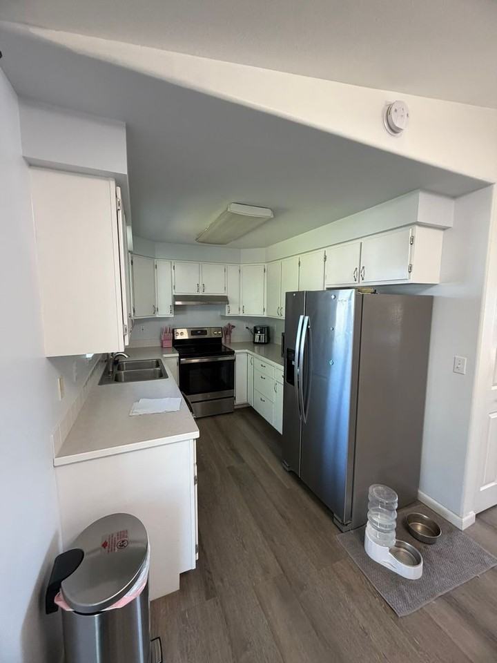 1905 Garden Way - Photo 6 of 26