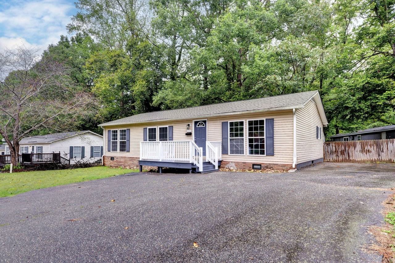 129 Briar Ln - Photo 2 of 24