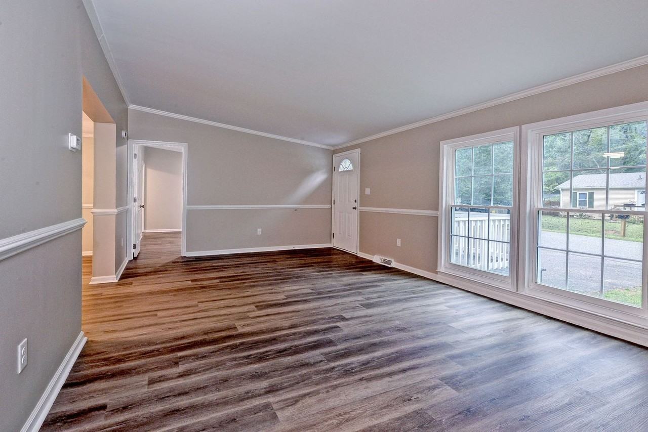 129 Briar Ln - Photo 6 of 24