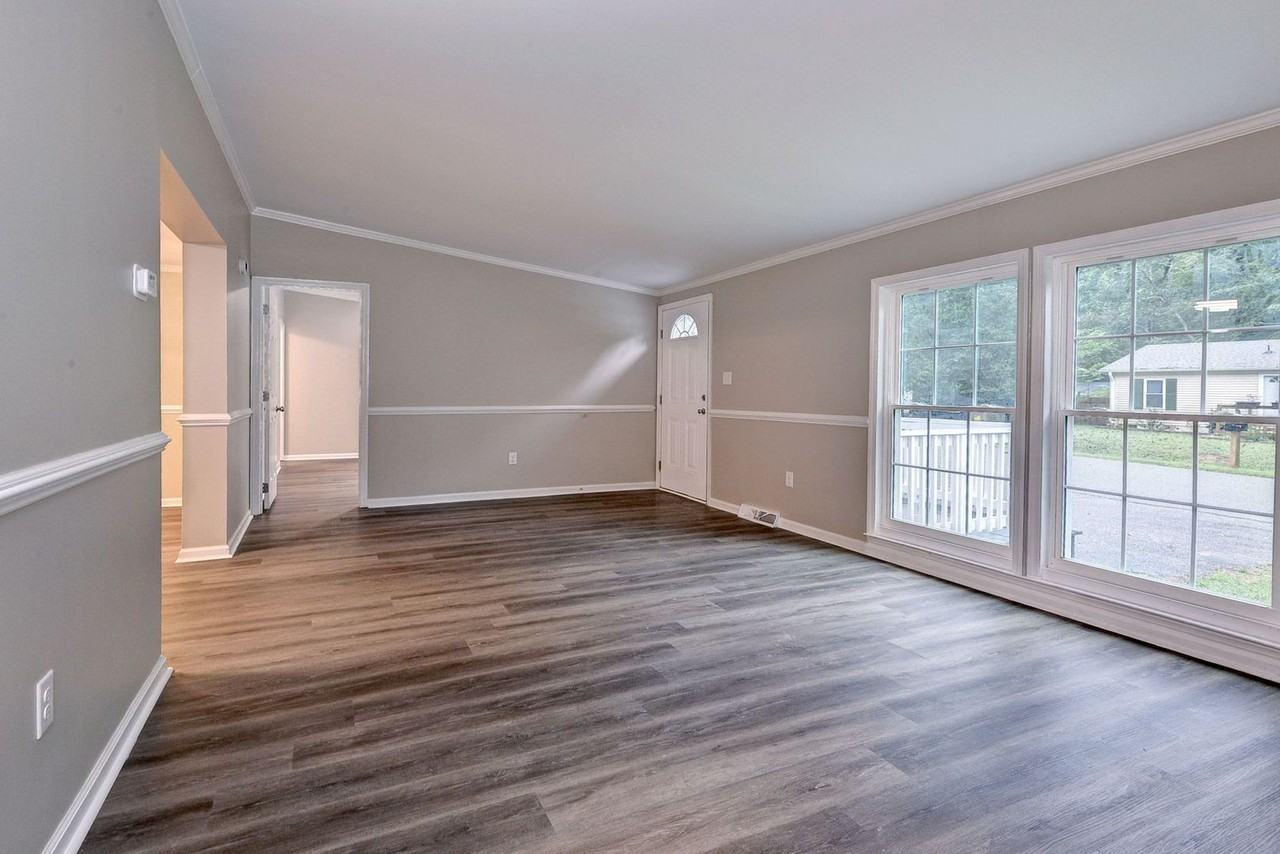 129 Briar Ln - Photo 7 of 24