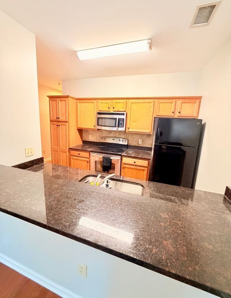 320 W Glenn Ave #101 - Photo 5 of 12